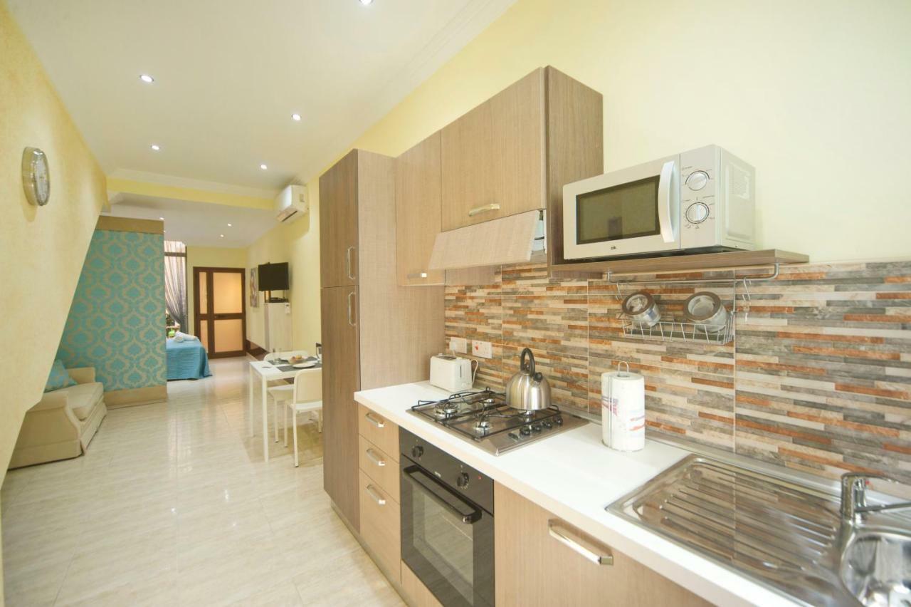 Sliema duplex 1 bedroom apartment - Sleeps 4 Buitenkant foto