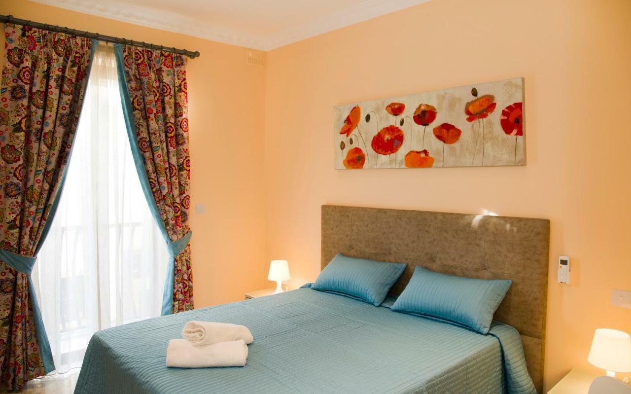 Sliema duplex 1 bedroom apartment - Sleeps 4 Buitenkant foto